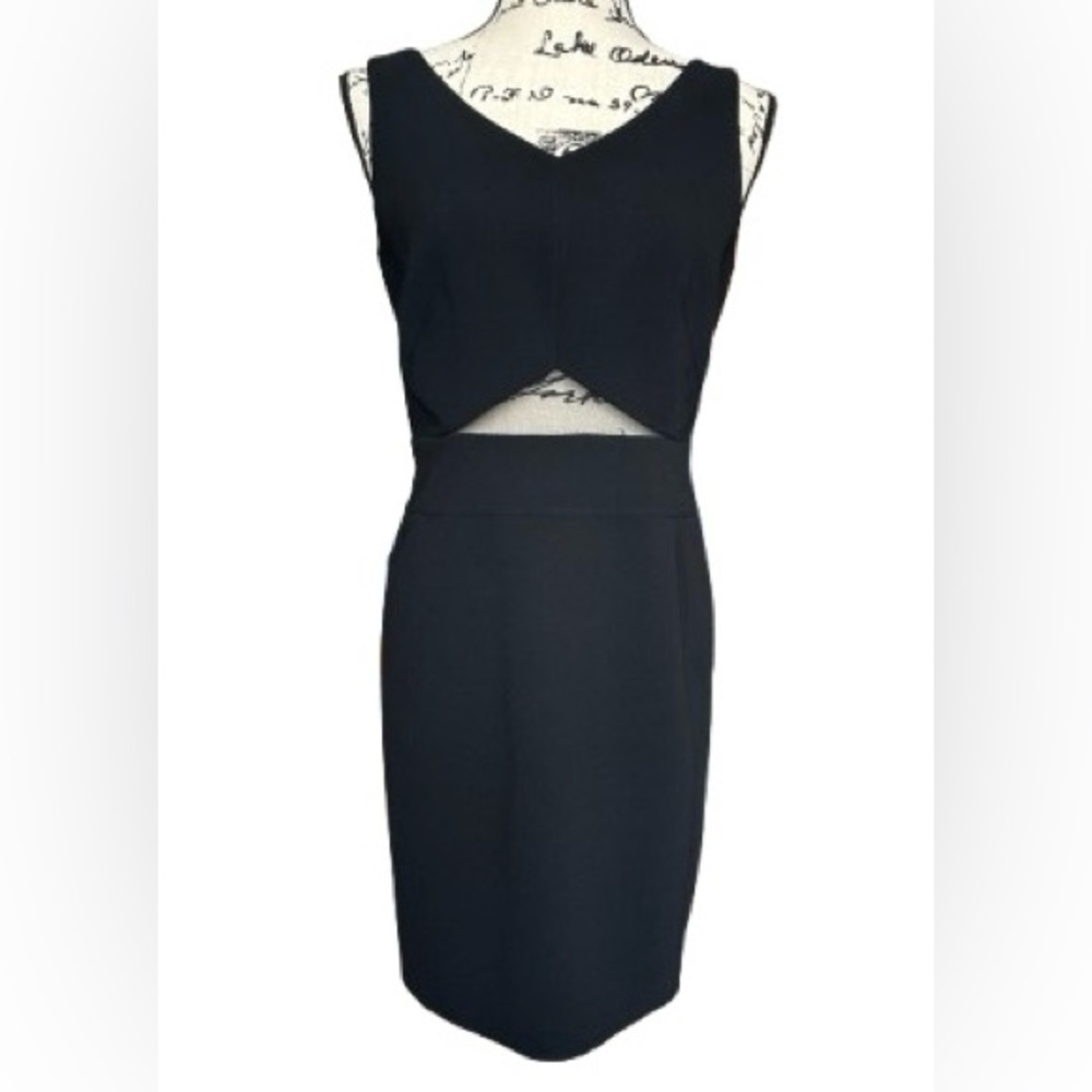 Akris .Sheath Black Dress with Waist Seams. Size USA 6-8. F 40. D 38.